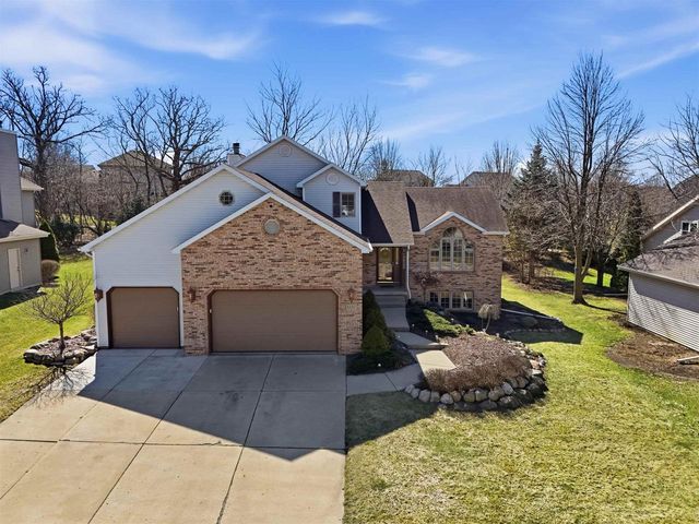 1237 Mockingbird Lane, Sun Prairie, WI 53590