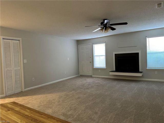 2142 Pier Pointe PL, Virginia Beach, VA 23455