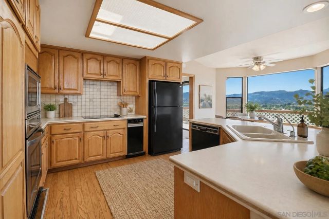 13676 Bear Mountain Way, Jamul, CA 91935