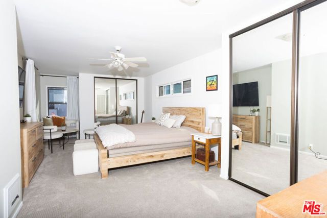 2813 S Bentley Avenue, Los Angeles, CA 90064