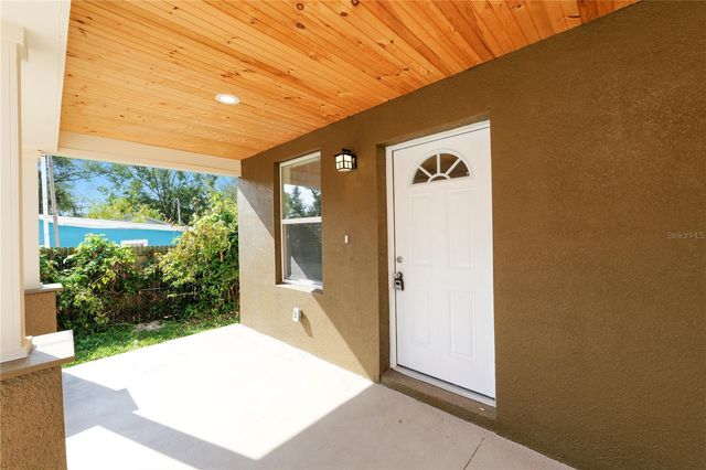 842 N NOKOMIS AVENUE, Lakeland, FL 33815