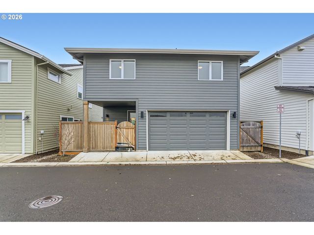 4277 Se REED Dr, Hillsboro, OR 97123