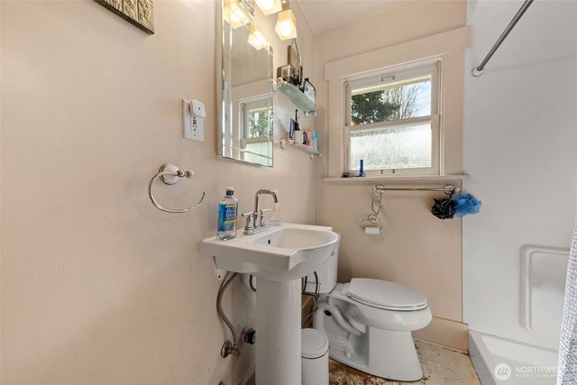 1407 Thurston Avenue NE, Olympia, WA 98506