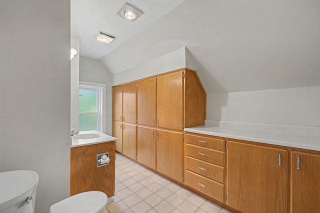 326 Walnut Street, Manchester, NH 03104
