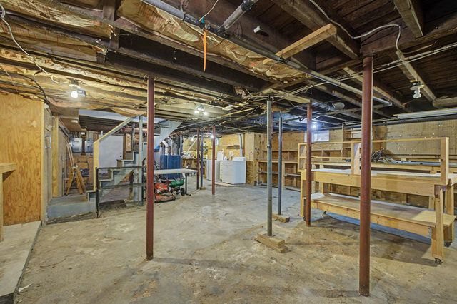 326 Walnut Street, Manchester, NH 03104