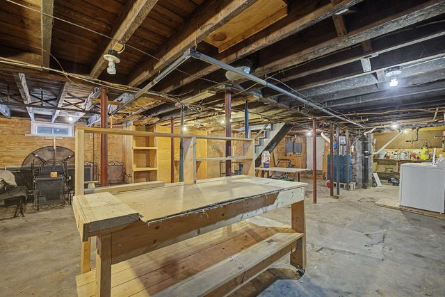 326 Walnut Street, Manchester, NH 03104
