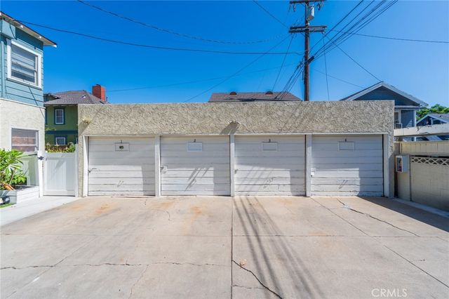 1123 French Street, Santa Ana, CA 92701