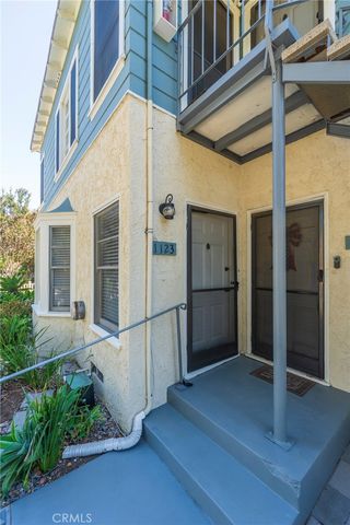 1123 French Street, Santa Ana, CA 92701