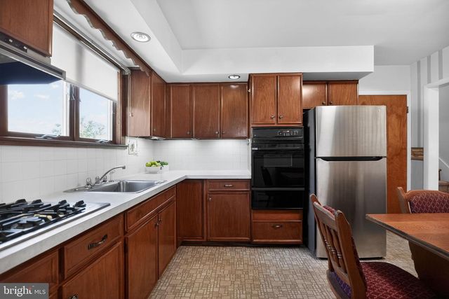 2775 WOODROW AVE, Glenside, PA 19038