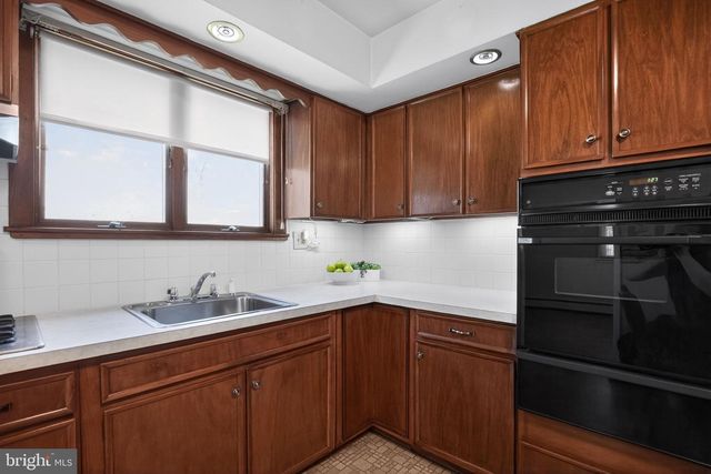 2775 WOODROW AVE, Glenside, PA 19038