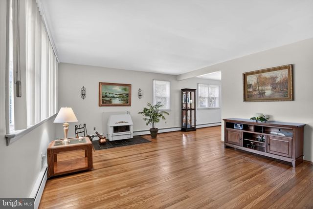 2775 WOODROW AVE, Glenside, PA 19038