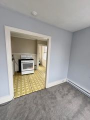 5 Prospect St 2, Newburyport, MA 01950