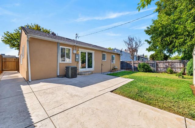 6065 40th Ave, Sacramento, CA 95824