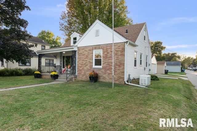 2717 7TH Street, Moline, IL 61265