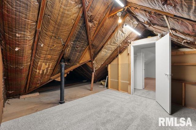 2717 7TH Street, Moline, IL 61265