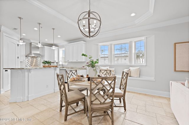 1616 RIVER Road 102, Jacksonville, FL 32207