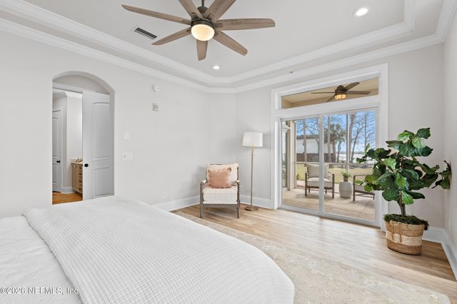 1616 RIVER Road 102, Jacksonville, FL 32207