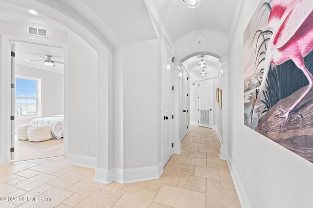 1616 RIVER Road 102, Jacksonville, FL 32207