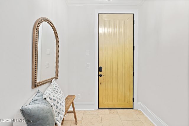 1616 RIVER Road 102, Jacksonville, FL 32207