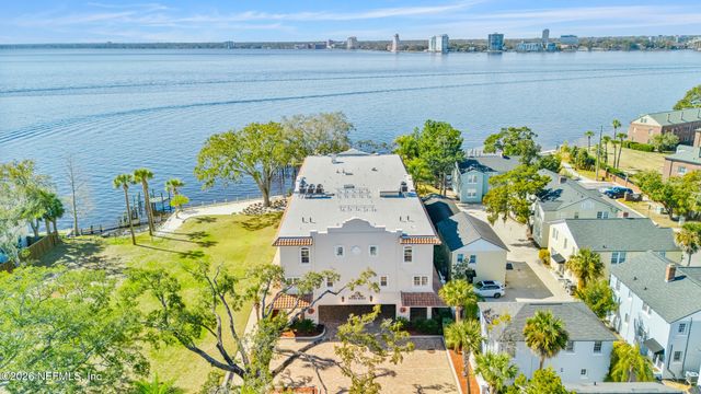 1616 RIVER Road 102, Jacksonville, FL 32207