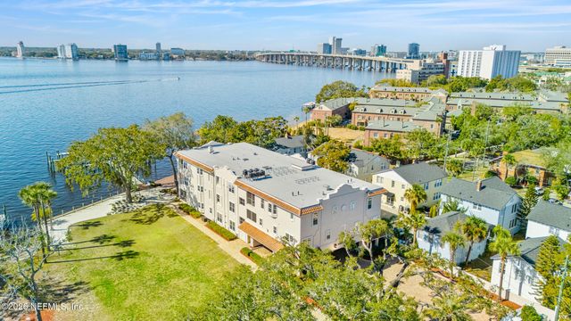 1616 RIVER Road 102, Jacksonville, FL 32207