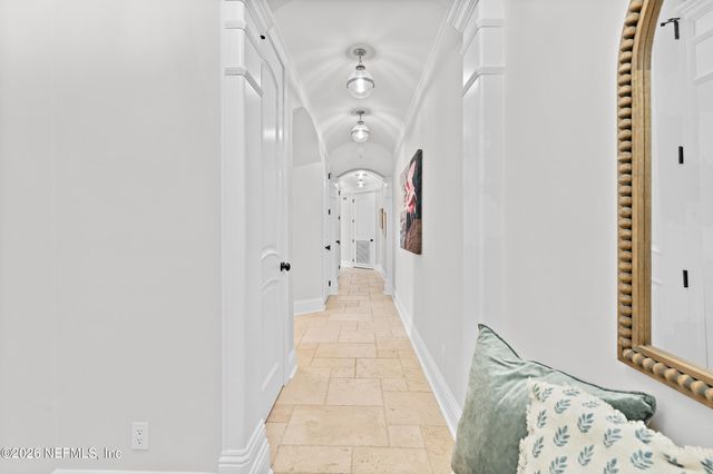 1616 RIVER Road 102, Jacksonville, FL 32207