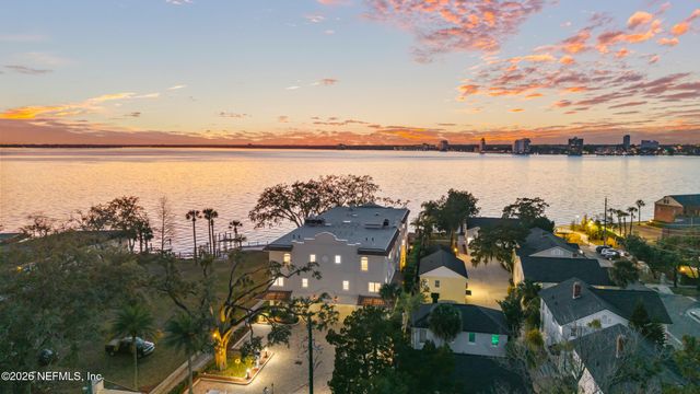 1616 RIVER Road 102, Jacksonville, FL 32207