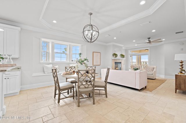 1616 RIVER Road 102, Jacksonville, FL 32207