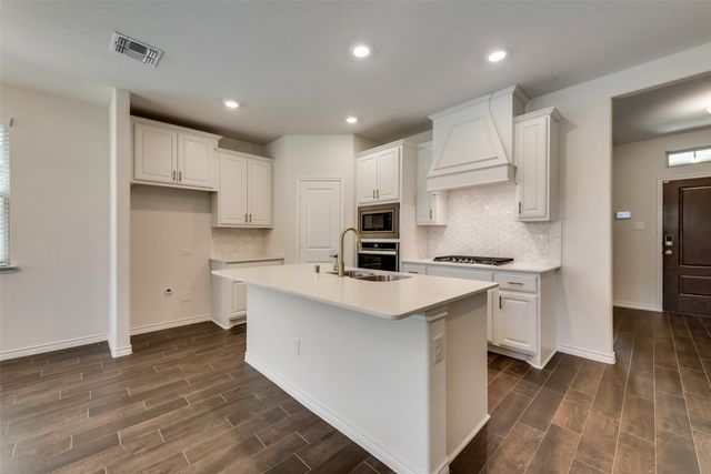 2085 Tahoka Lane, Heath, TX 75126