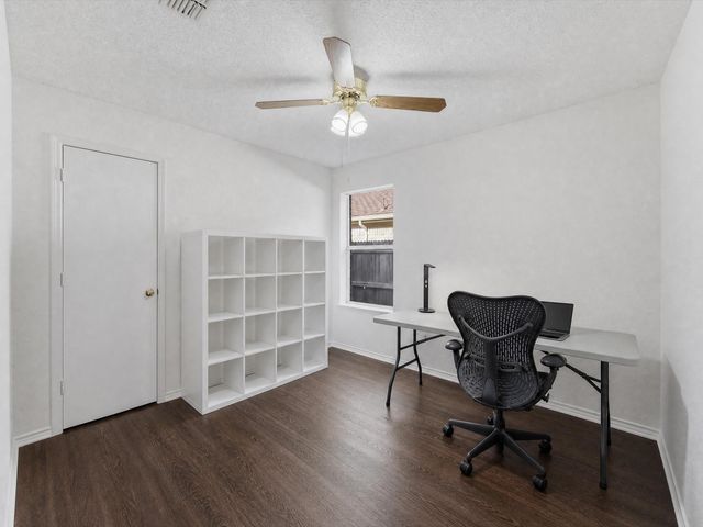 1123 Greenview Lane, Kennedale, TX 76060