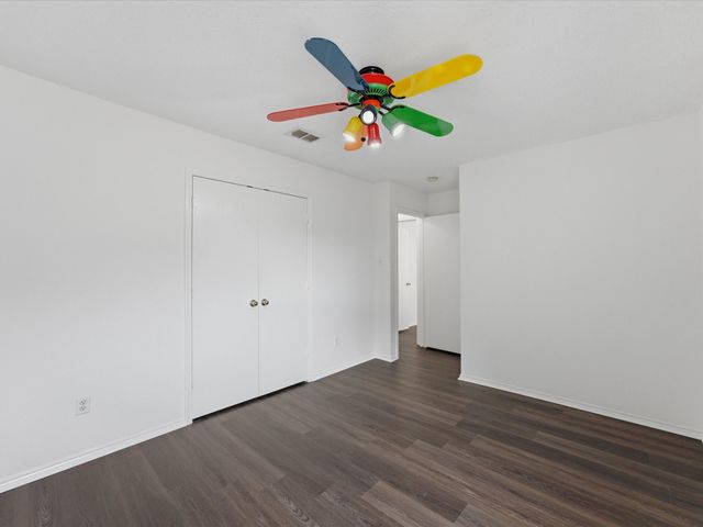 1123 Greenview Lane, Kennedale, TX 76060
