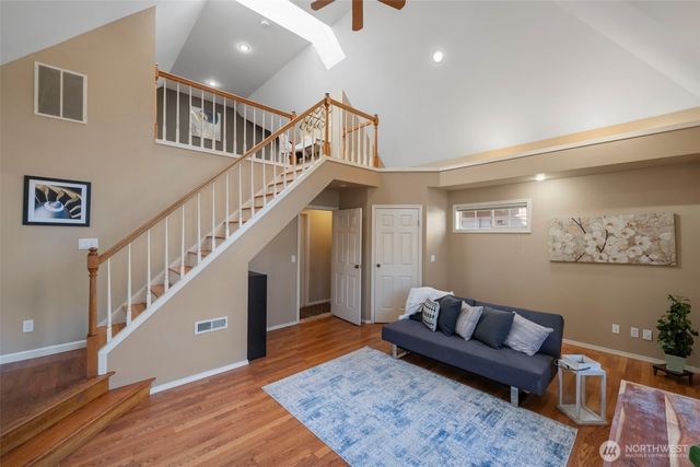 11002 SE 220th Place, Kent, WA 98031