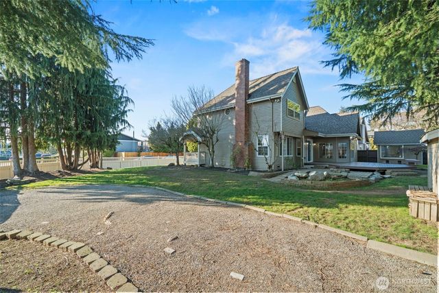 11002 SE 220th Place, Kent, WA 98031