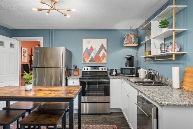 603 Lemont Dr, Nashville, TN 37216