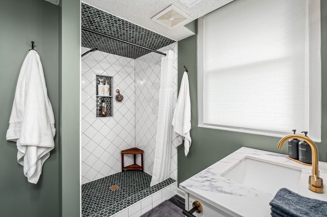 603 Lemont Dr, Nashville, TN 37216