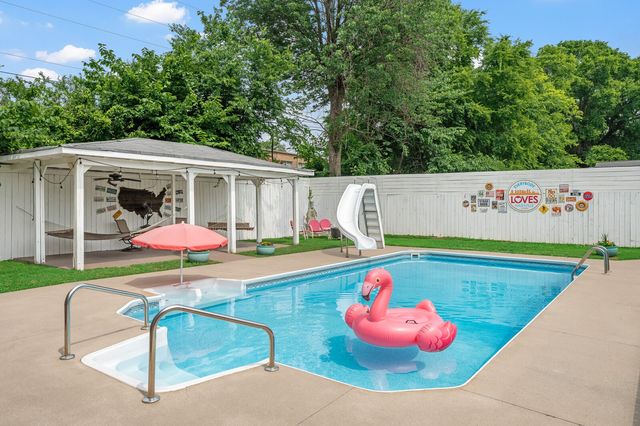 603 Lemont Dr, Nashville, TN 37216