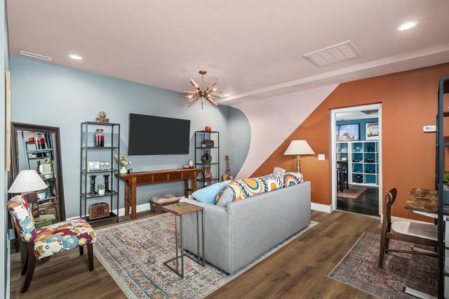 603 Lemont Dr, Nashville, TN 37216