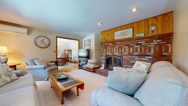 23 Farm Ln, Dennis, MA 02660