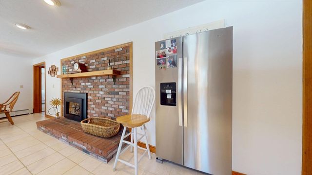 23 Farm Ln, Dennis, MA 02660