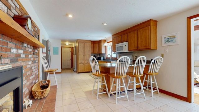 23 Farm Ln, Dennis, MA 02660