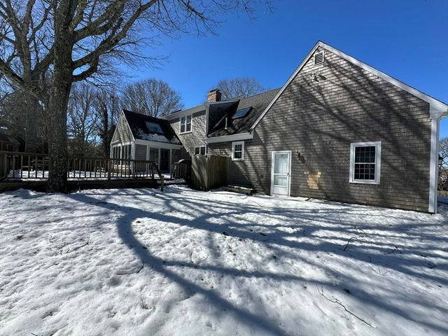 23 Farm Ln, Dennis, MA 02660