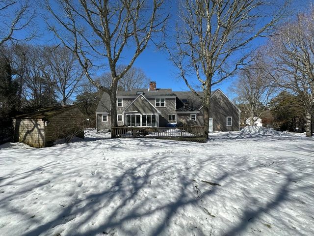 23 Farm Ln, Dennis, MA 02660