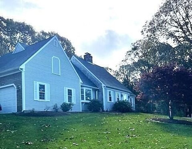 23 Farm Ln, Dennis, MA 02660