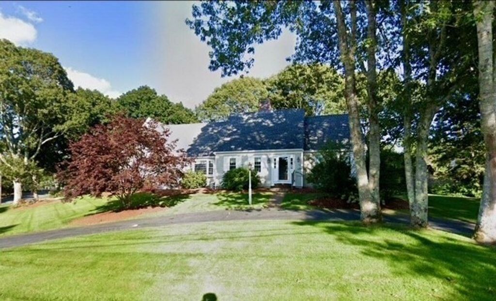 23 Farm Ln, Dennis, MA 02660