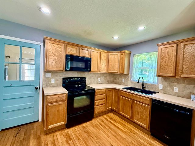 714 N Doris St., Wichita, KS 67212