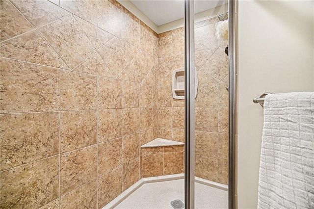 98 Continental Street, Lansing, KS 66043