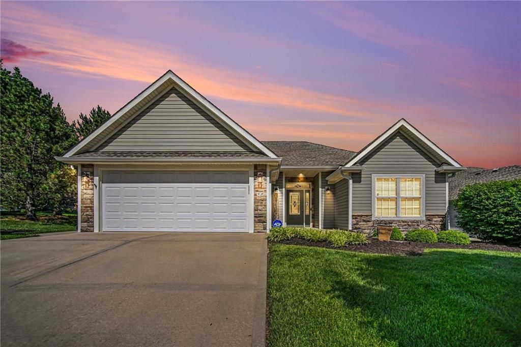 98 Continental Street, Lansing, KS 66043