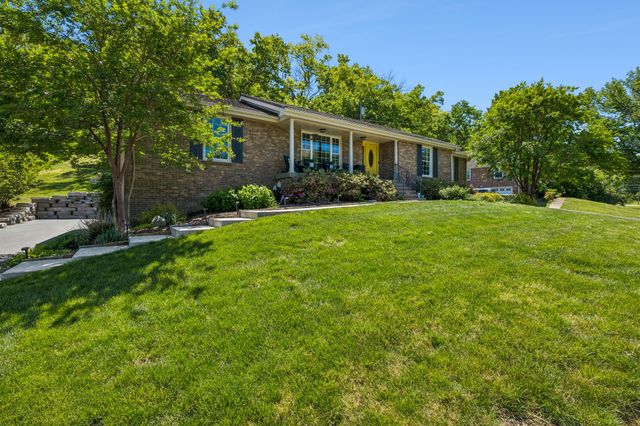 808 Rodney Dr, Nashville, TN 37205