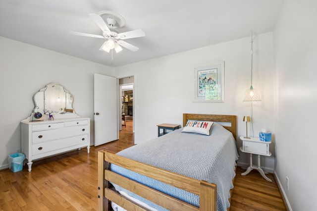 808 Rodney Dr, Nashville, TN 37205