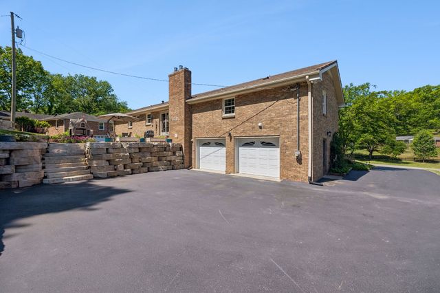 808 Rodney Dr, Nashville, TN 37205